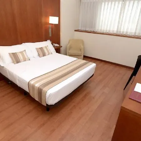 Xon's Valencia Hotel 4*