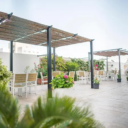 Xon's Valencia Hotel