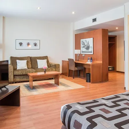 Xon's Valencia Hotel