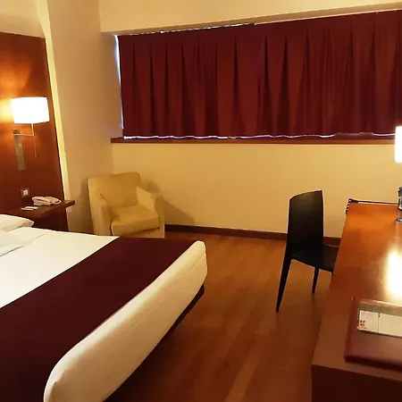 Xon's Valencia Hotel 4*