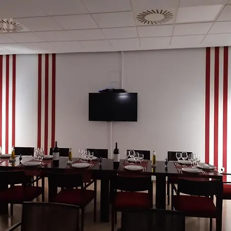 Xon's Valencia 4* الذايا