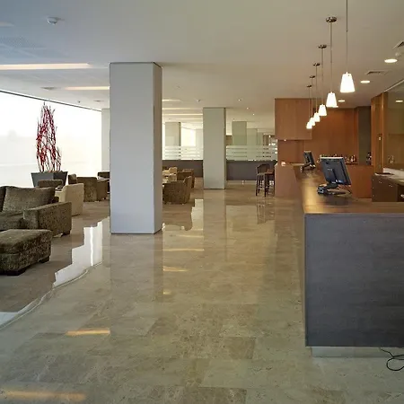 Xon's Valencia Hotel