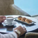 Xon's Valencia 4*