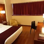 Xon's Valencia Hotel 4*