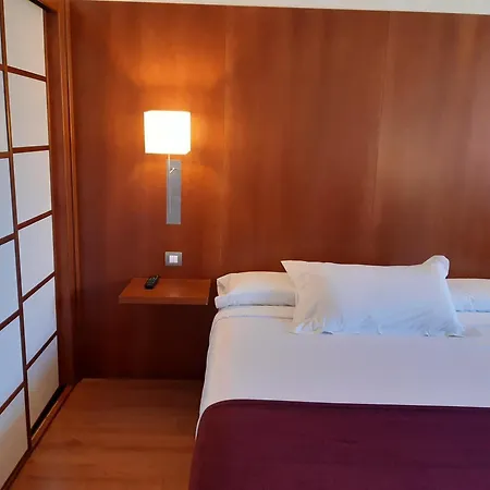 Xon's Valencia Otel Aldaia