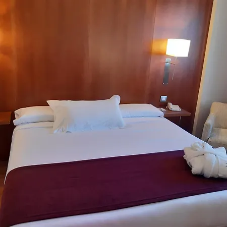 Xon's Valencia Otel Aldaia