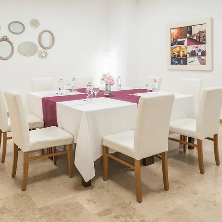 Xon's Valencia Otel 4*
