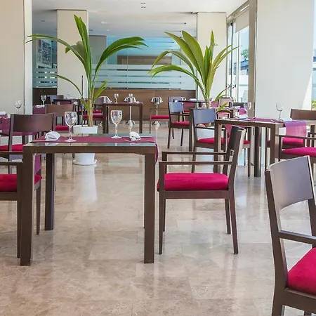 Xon's Valencia Otel